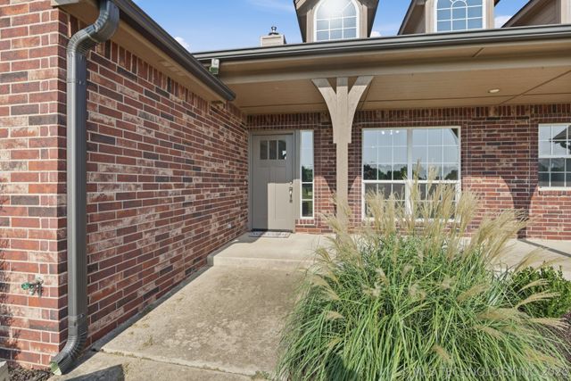 13535 E 463 Road, Claremore, OK 74017