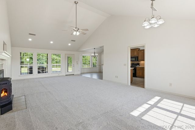 13535 E 463 Road, Claremore, OK 74017
