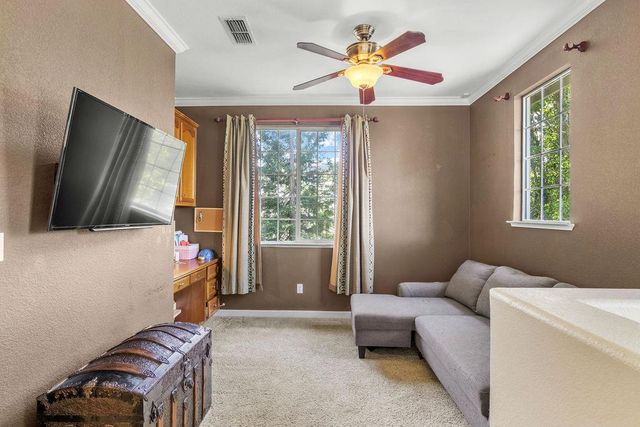 1724 Vintage Cir, Oakdale, CA 95361