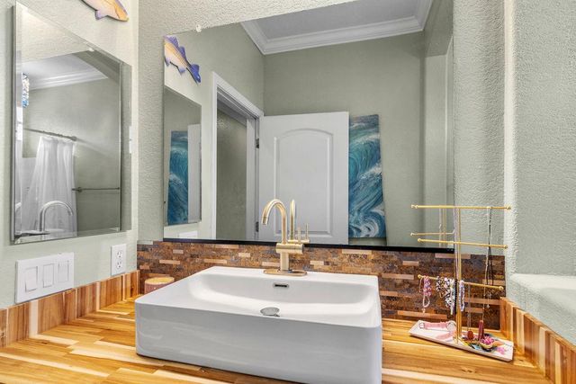 1724 Vintage Cir, Oakdale, CA 95361