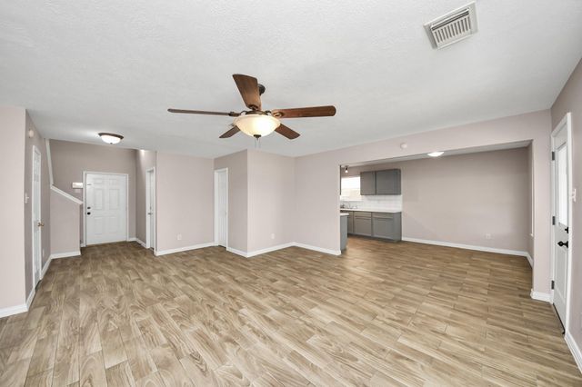 3919 Vauxhall Drive S, Houston, TX 77047