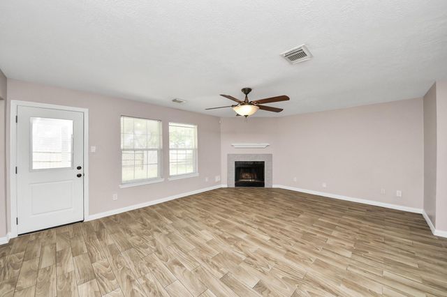 3919 Vauxhall Drive S, Houston, TX 77047