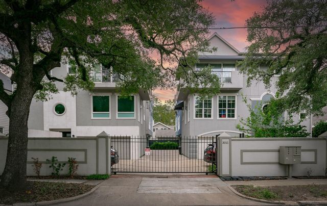 3011 Houston Avenue A, Houston, TX 77009