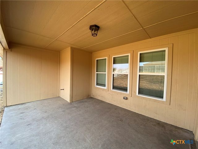 2101 Golden Eagle Drive, Killeen, TX 76549