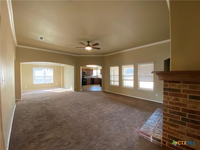 2101 Golden Eagle Drive, Killeen, TX 76549