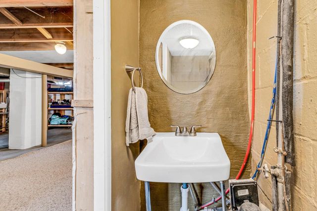 3527 S 82nd STREET, Milwaukee, WI 53220