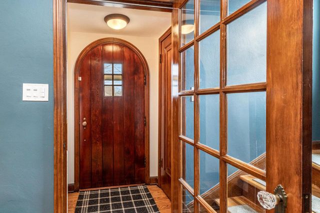 3527 S 82nd STREET, Milwaukee, WI 53220