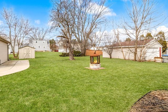 3527 S 82nd STREET, Milwaukee, WI 53220