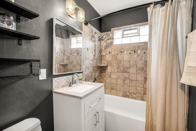 3527 S 82nd STREET, Milwaukee, WI 53220