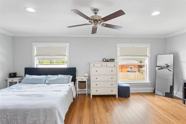 117 W GIDDENS AVENUE, Tampa, FL 33603