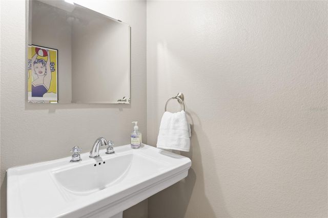 117 W GIDDENS AVENUE, Tampa, FL 33603