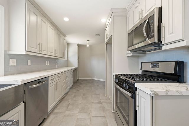 1032 Muirfield Drive, Marietta, GA 30068