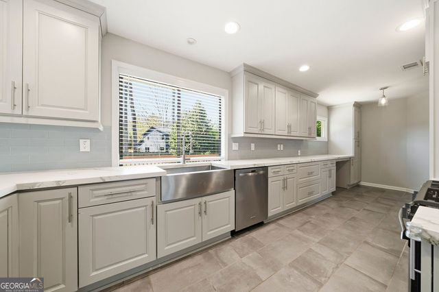 1032 Muirfield Drive, Marietta, GA 30068