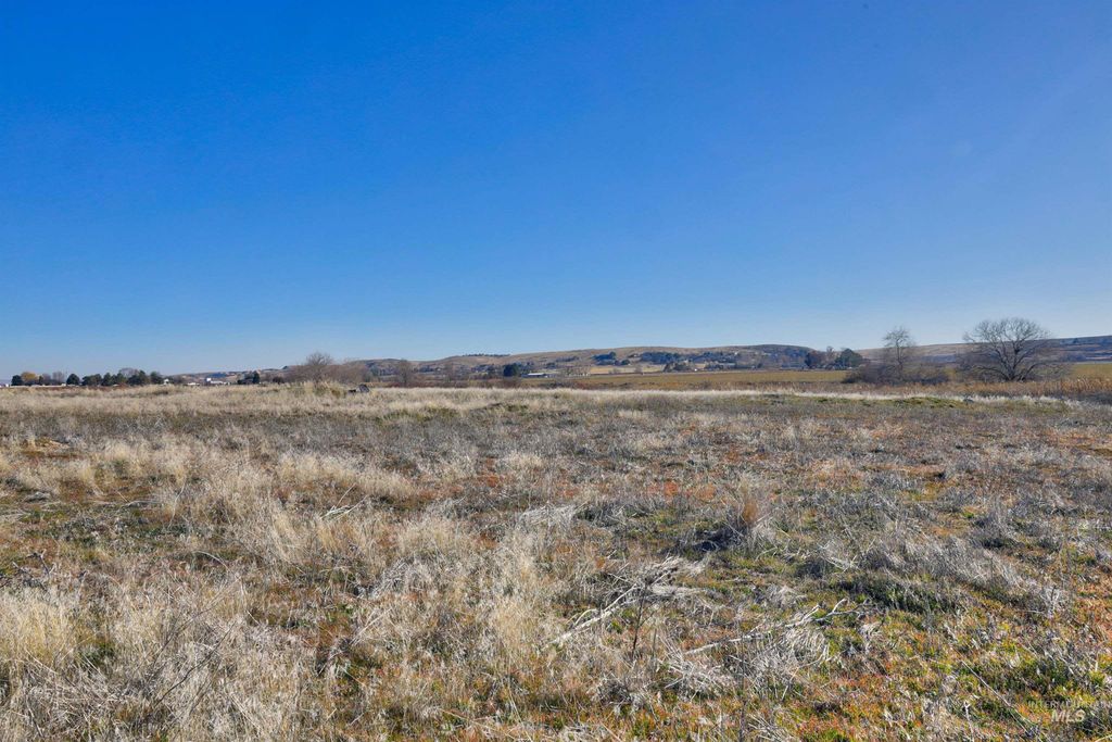 8027 W Chuckar Lane, Boise, ID 83709 photo 5