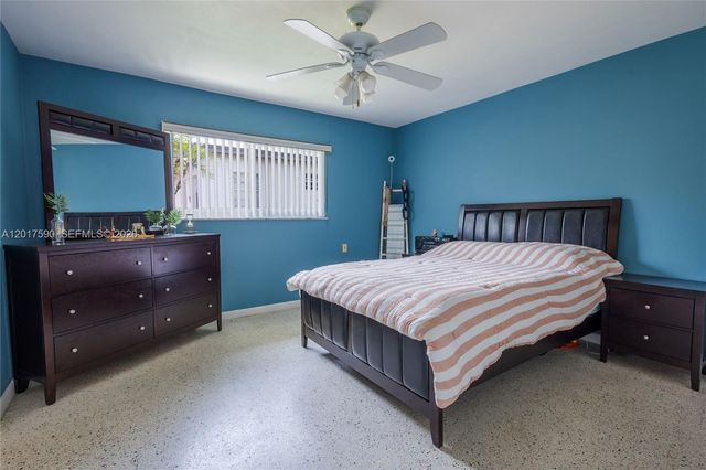 10 NW 60th Ct, Miami, FL 33126