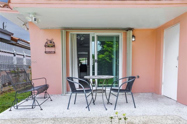 10 NW 60th Ct, Miami, FL 33126