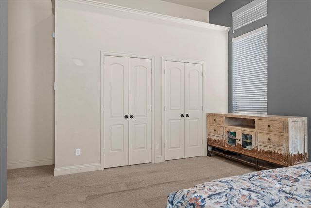 4900 Ridglea Hills Court, Fort Worth, TX 76116