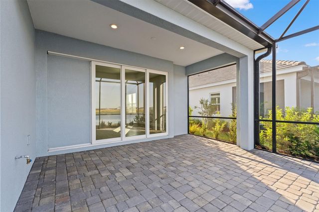 2126 SYLVESTER PALM LANE, Bradenton, FL 34212