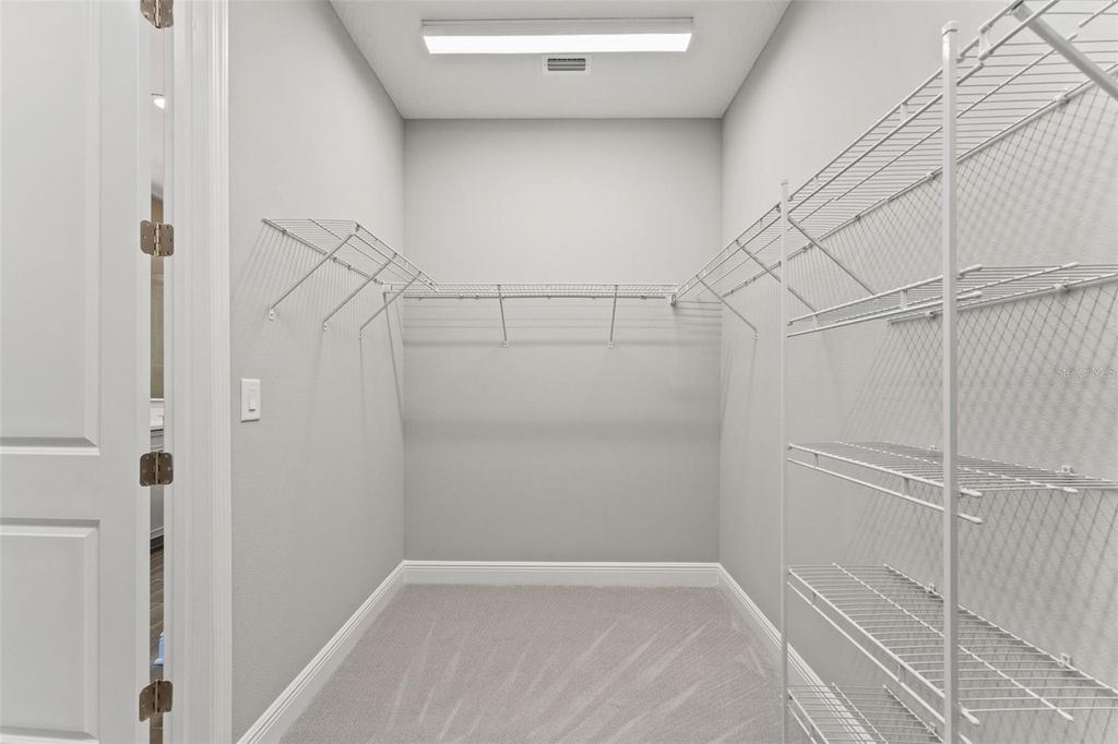 Image 24 of property listing at 2126 SYLVESTER PALM LANE, Bradenton, FL 34212