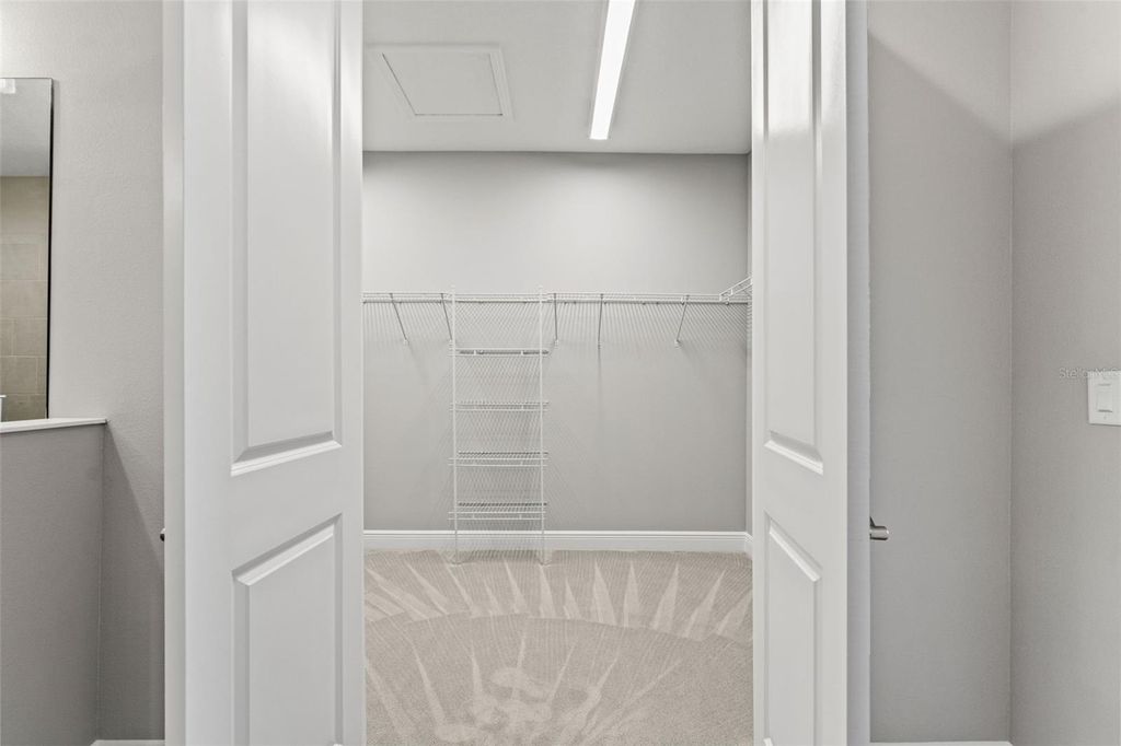 Image 25 of property listing at 2126 SYLVESTER PALM LANE, Bradenton, FL 34212