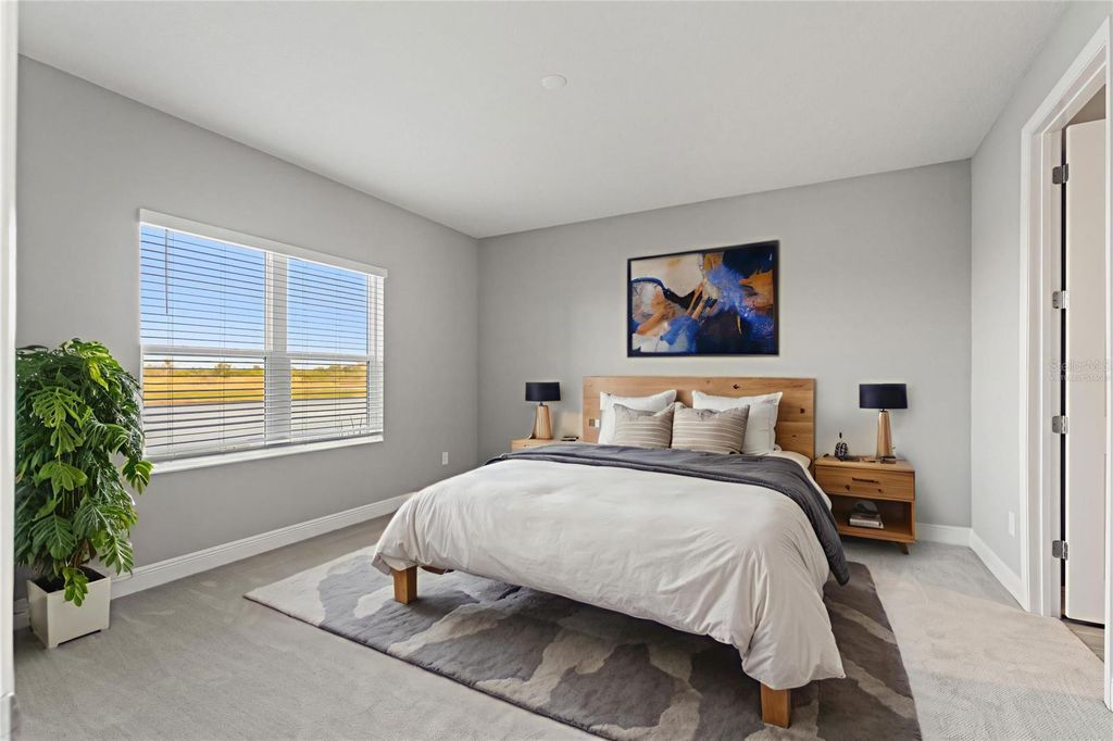 Image 10 of property listing at 2126 SYLVESTER PALM LANE, Bradenton, FL 34212