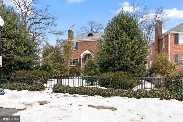 301 S IVY ST, Arlington, VA 22204