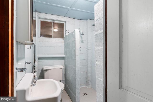 301 S IVY ST, Arlington, VA 22204