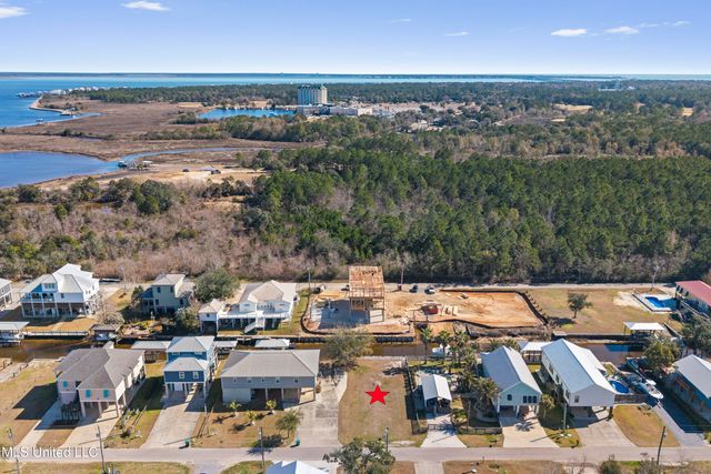 81 Fiber Street, Bay Saint Louis, MS 39520