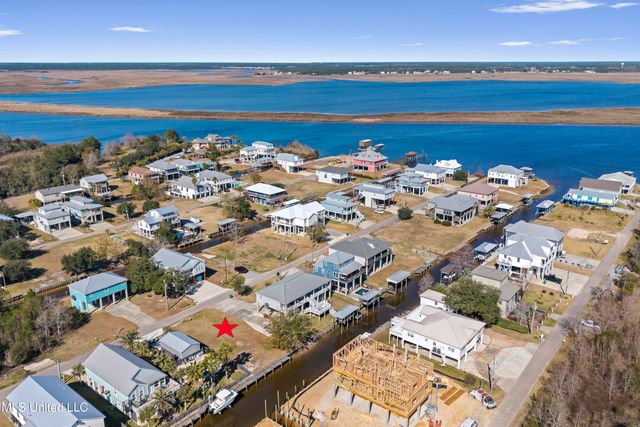 81 Fiber Street, Bay Saint Louis, MS 39520