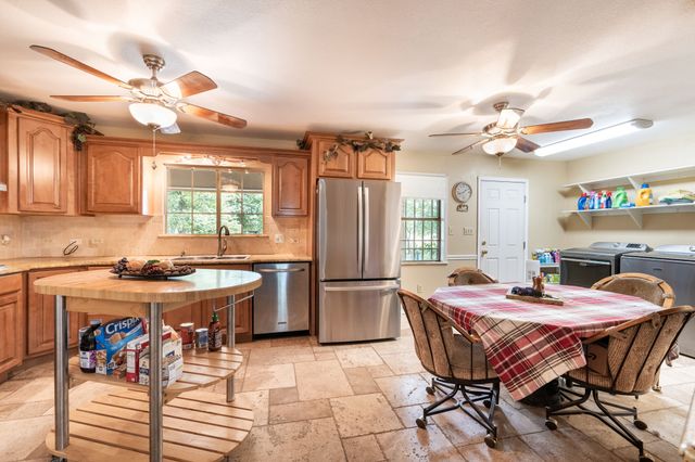 2715 FM 857, Grand Saline, TX 75140