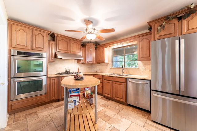2715 FM 857, Grand Saline, TX 75140