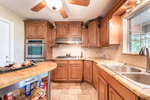 2715 FM 857, Grand Saline, TX 75140
