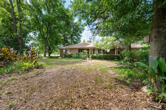 2715 FM 857, Grand Saline, TX 75140