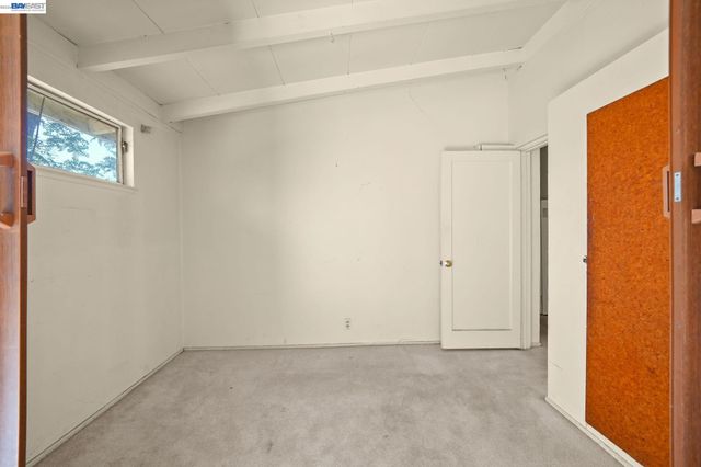 2315 Ralmar Ave, East Palo Alto, CA 94303