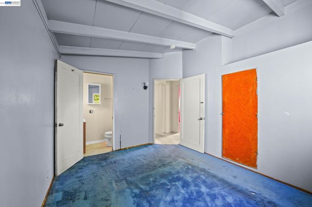 2315 Ralmar Ave, East Palo Alto, CA 94303