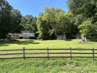 2837 Lower Walkers Creek Rd, Goodlettsville, TN 37072