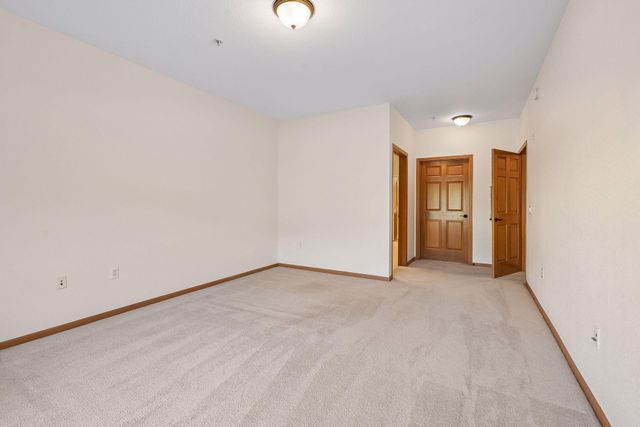 7100 Metro Boulevard 233, Edina, MN 55439