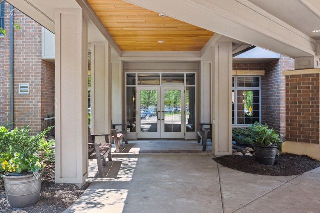 7100 Metro Boulevard 233, Edina, MN 55439
