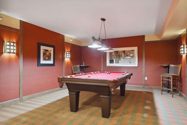 7100 Metro Boulevard 233, Edina, MN 55439