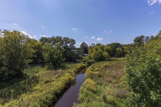7100 Metro Boulevard 233, Edina, MN 55439