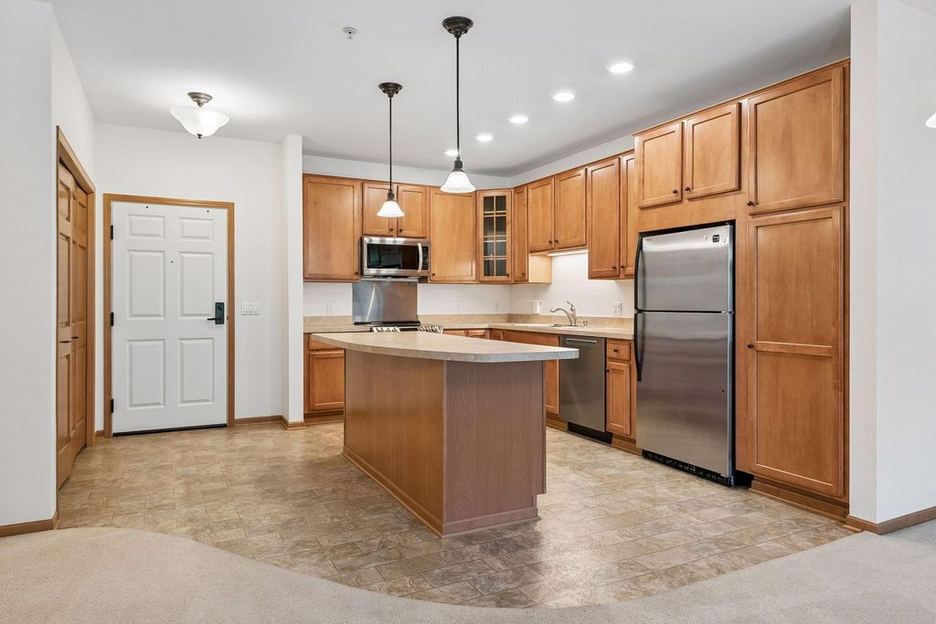 7100 Metro Boulevard 233, Edina, MN 55439 — photo 3