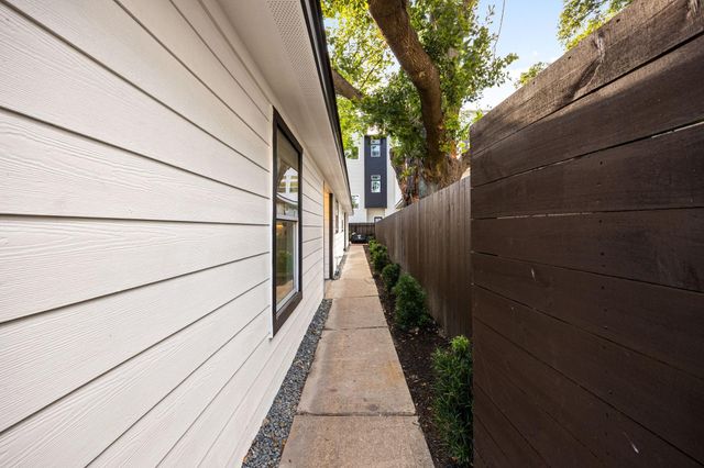 305 N Ennis St, Houston, TX 77003
