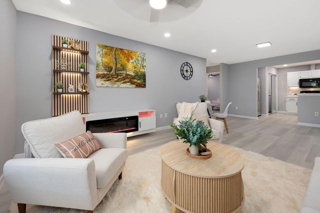 305 N Ennis St, Houston, TX 77003