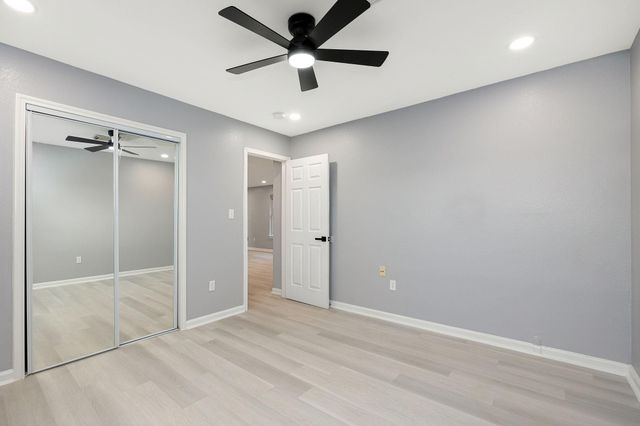 305 N Ennis St, Houston, TX 77003