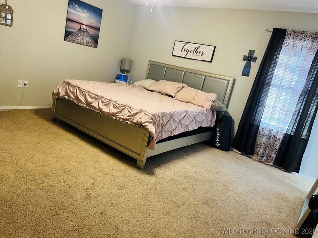 273 Main, Lone Grove, OK 73443