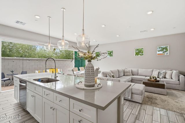 1516 E MEGAN Street, Gilbert, AZ 85295