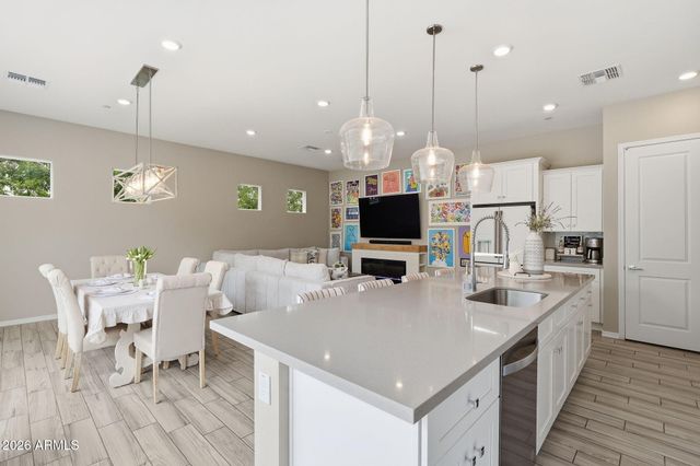 1516 E MEGAN Street, Gilbert, AZ 85295