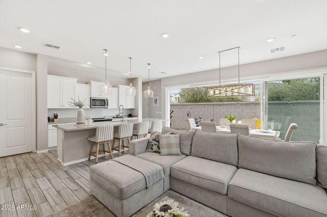 1516 E MEGAN Street, Gilbert, AZ 85295