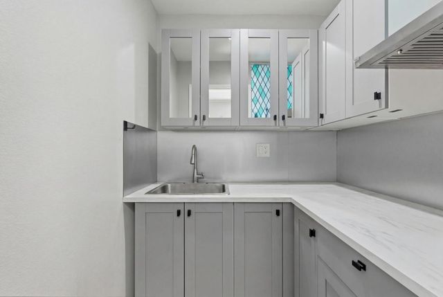 83 N King Road, San Jose, CA 95116