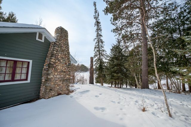 1489 Gateway Drive NW, Backus, MN 56435